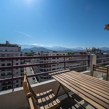 La Bella Donna Grenoble Bagian luar foto
